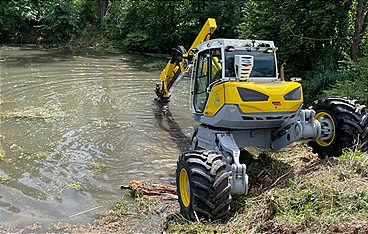 Baumaschine auf vier Beinen - Schreitbagger im Einsatz